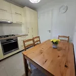 Cozy Private - Coresi Center Apartment