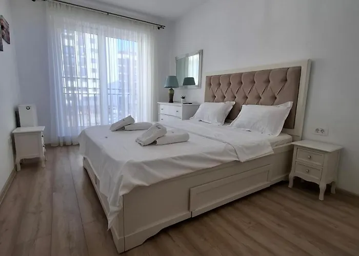 Apartment Private - Coresi Center